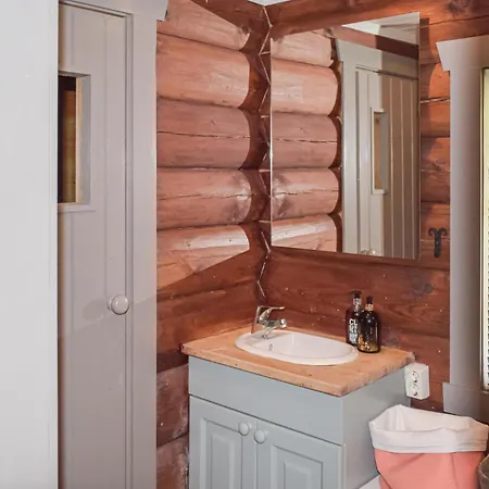 בית נופש 3 Bedroom Amazing In Uvdal